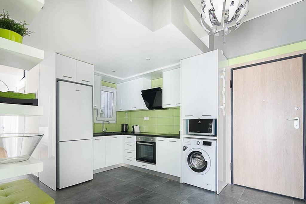 Brand New Stylish 2 Bedroom Apartment Athens Exterior photo